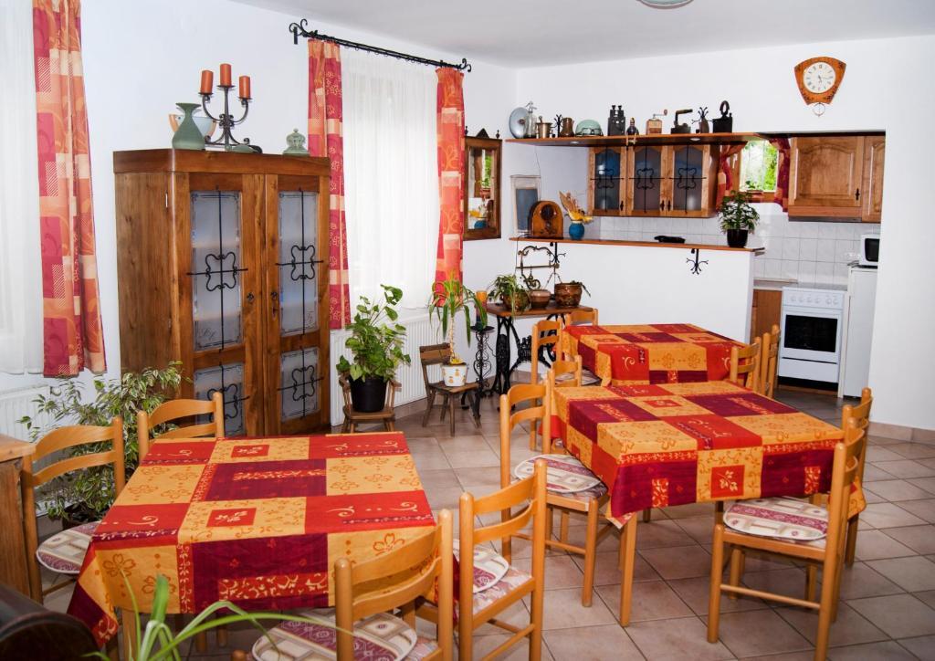 Varga Apartmanhaz 佐洛卡罗斯 外观 照片